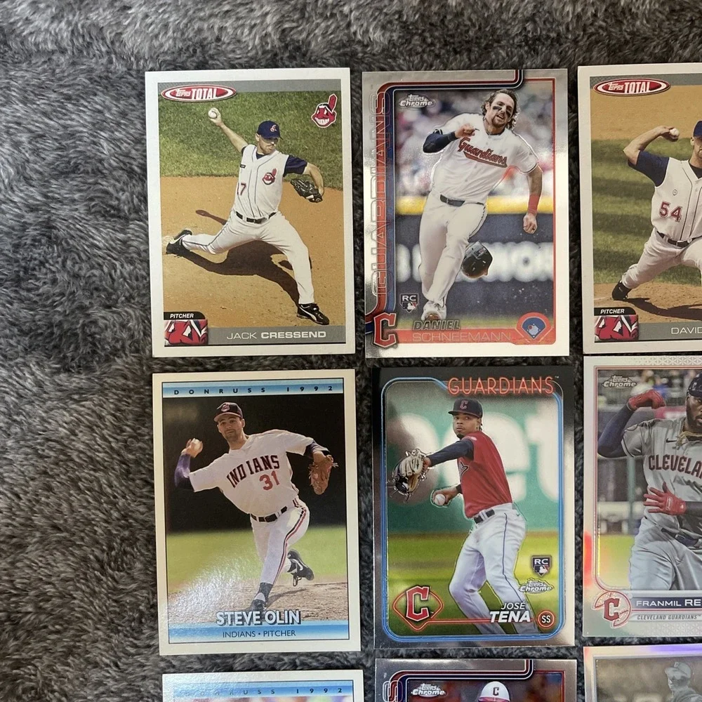 Cleveland Indians‎ / Guardians  Baseball 24 Card Lot - Rookies, Stars, Inserts